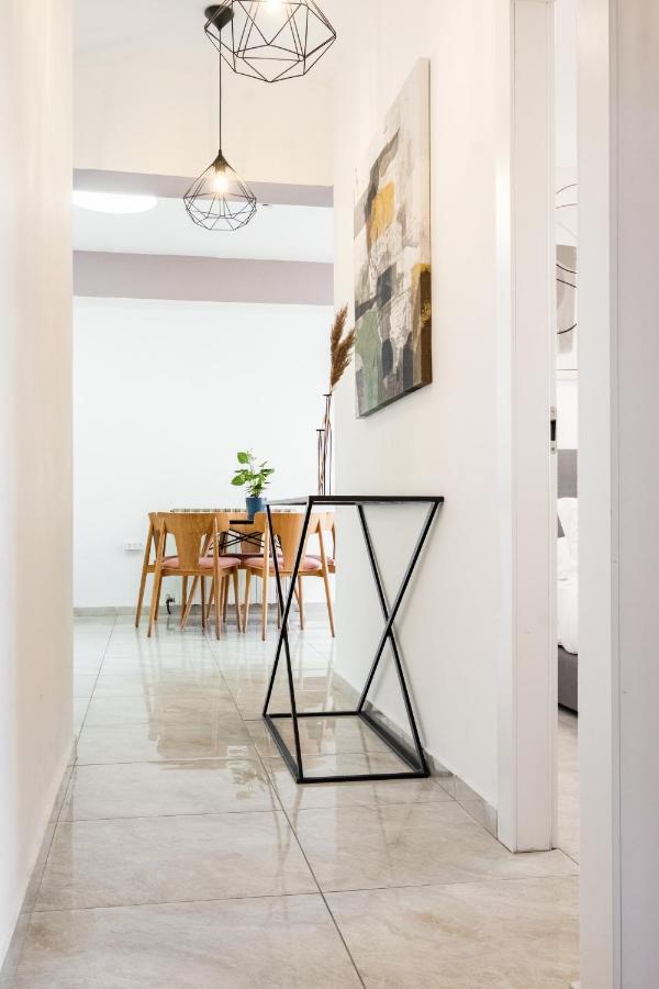Modern Bright, Near Mahane Yehuda Market, Balcony Jerusalem Exterior foto